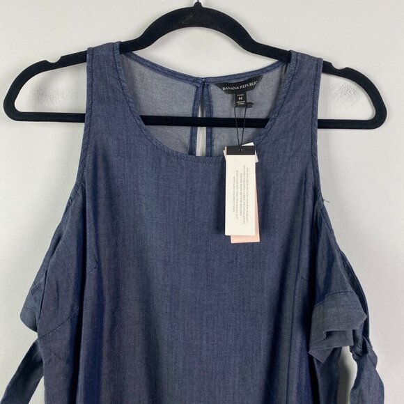 Banana Republic Blue Chambray Cold Shoulder Top Size M Petite Short Sleeve - Picture 2 of 10